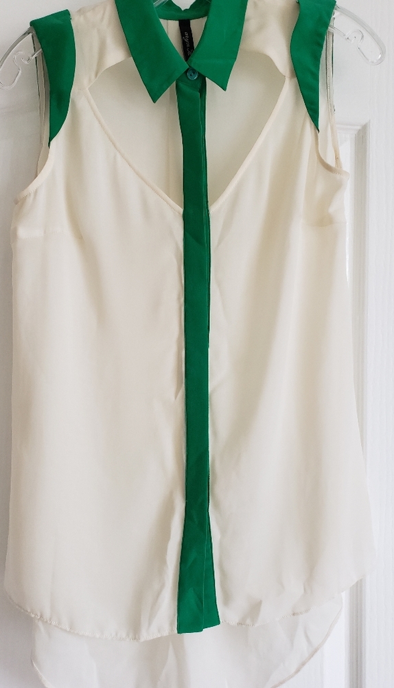 🆕 aryn k • sleeveless contrast cutout blouse